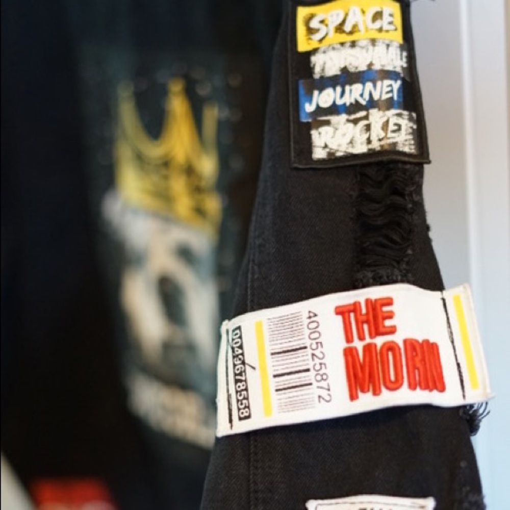 💣💥Black Jean jacket !!